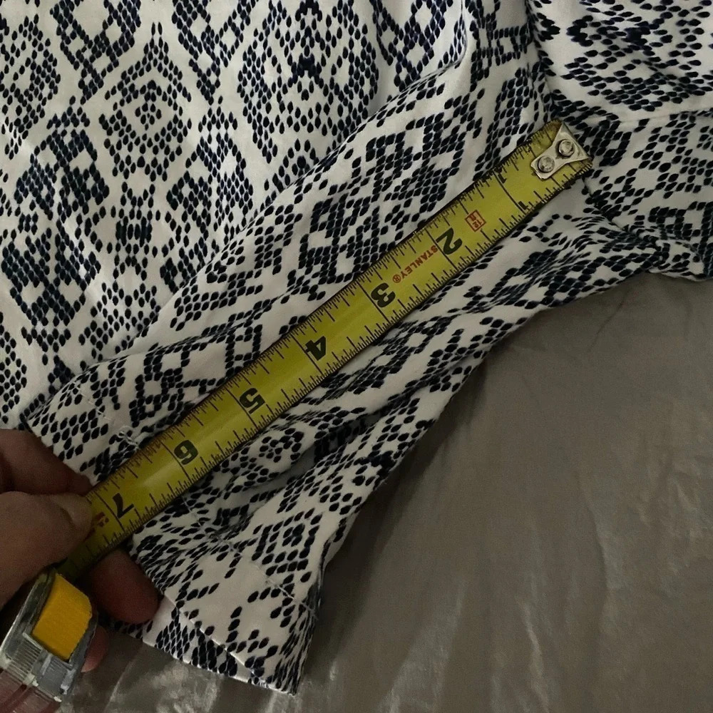 Cute summer casual navy and white plus size shorts - Picture 6 of 8